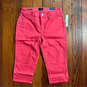 NWT NIP Talbots Pedal Pusher slimming Jean 4P